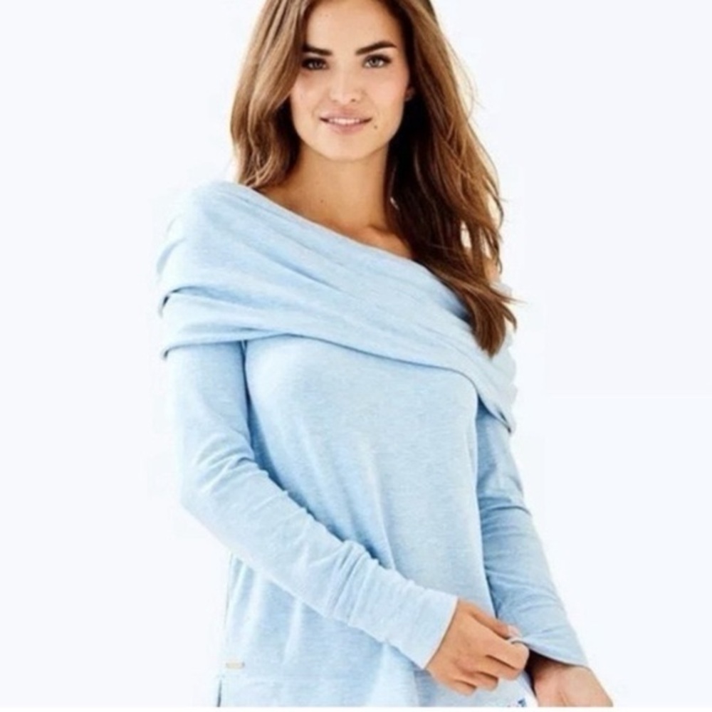 Lilly Pulitzer Belinda Off-Shoulder Light Blue Knit Sweater Size Medium EUC